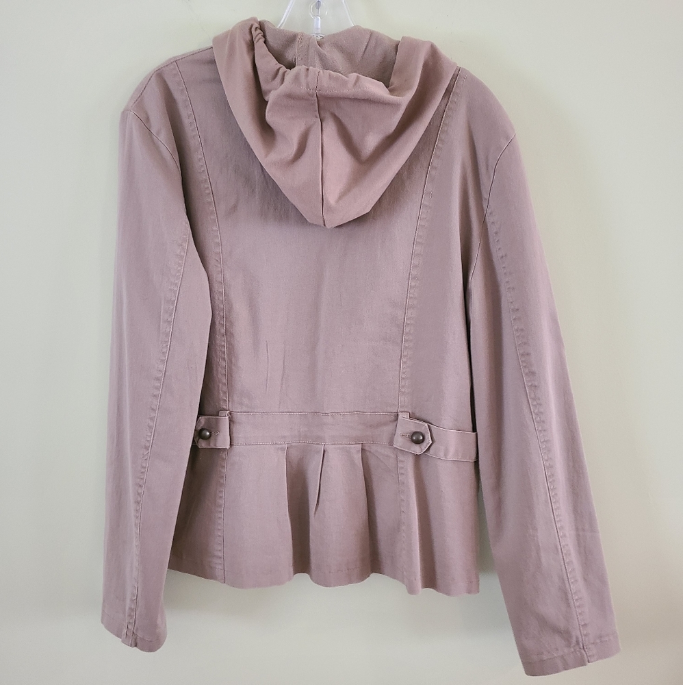 Jacket - Picture 5 of 7